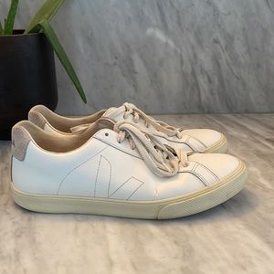 Veja white sneaker shoes size 9 US tan suede